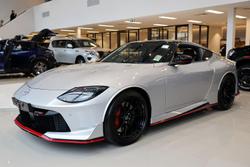 2025 Nissan Z NISMO Z34 MY25 Ivory Pearl with Super Black Roof