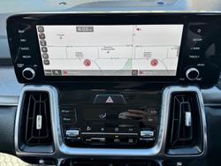 2022 Kia Sorento Sport