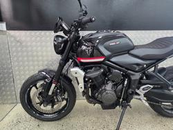 2023 Triumph TRIDENT 660 BLACK