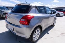 2017 Suzuki Swift GL Navigator