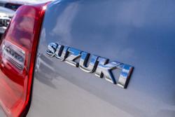 2017 Suzuki Swift GL Navigator