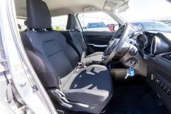 2017 Suzuki Swift GL Navigator