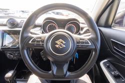 2017 Suzuki Swift GL Navigator