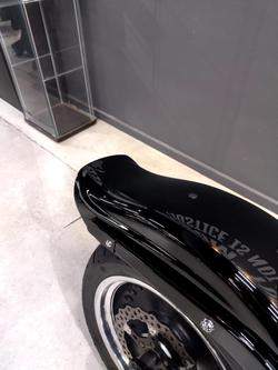 2010 Harley-Davidson Softail Custom 1584 (FXSTC) Softail Black