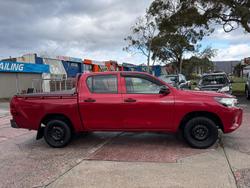 2017 Toyota Hilux Workmate TGN121R 4x2 Maroon
