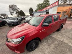 2017 Toyota Hilux Workmate TGN121R 4x2 Maroon