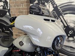 2020 Harley-Davidson CVO Street Glide 117 (FLHXSE) Touring