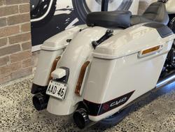 2020 Harley-Davidson CVO Street Glide 117 (FLHXSE) Touring