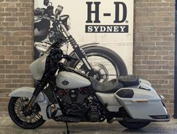 2020 Harley-Davidson CVO Street Glide 117 (FLHXSE) Touring