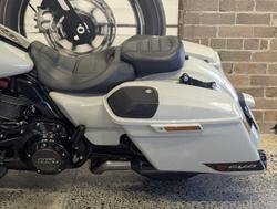 2020 Harley-Davidson CVO Street Glide 117 (FLHXSE) Touring