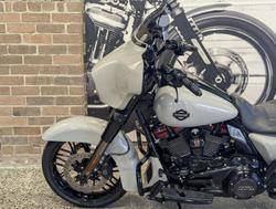 2020 Harley-Davidson CVO Street Glide 117 (FLHXSE) Touring