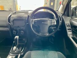 2017 Isuzu D-MAX SX MY17 4X4 Dual Range Splash White