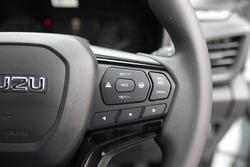 2025 Isuzu D-MAX X-RIDER