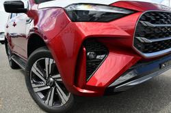 2025 Isuzu MU-X LS-T