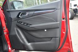 2025 Isuzu MU-X LS-T