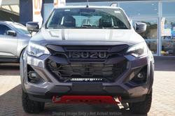 2025 Isuzu D-MAX BLADE