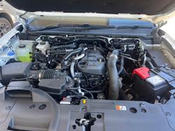 2025 Ford Everest Black Edition MY25.50 4X4 Dual Range Alabaster White