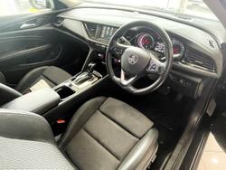 2018 Holden Commodore RS