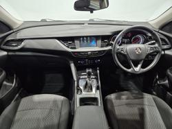 2019 Holden Commodore LT