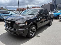 2025 RAM 1500 Laramie Sport Hurricane SO RamBox DT MY25 4X4 Dual Range Diamond Black