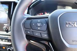 2025 Isuzu D-MAX X-TERRAIN