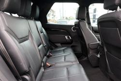 2020 Land Rover Discovery SD4 SE