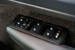 2021 Volvo XC40 T5 R-Design MY21 AWD Onyx Black