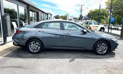 2025 Hyundai i30 Hybrid