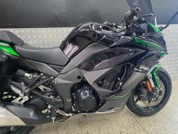 2023 Kawasaki NINJA 1000SX GREEN