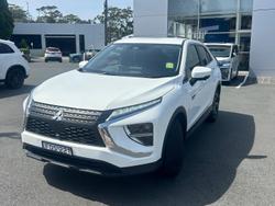 2024 Mitsubishi Eclipse Cross PHEV ES