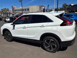 2024 Mitsubishi Eclipse Cross PHEV ES