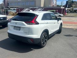 2024 Mitsubishi Eclipse Cross PHEV ES