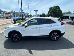 2024 Mitsubishi Eclipse Cross PHEV ES