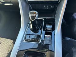 2024 Mitsubishi Eclipse Cross PHEV ES