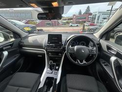 2024 Mitsubishi Eclipse Cross PHEV ES