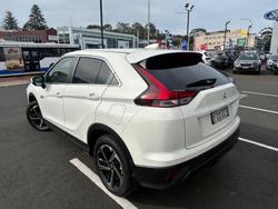 2024 Mitsubishi Eclipse Cross PHEV ES