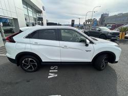 2024 Mitsubishi Eclipse Cross PHEV ES