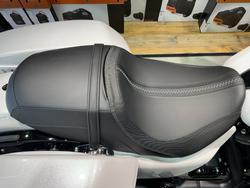 2025 Harley-davidson FLHX STREET GLIDE (117) White Onyx Pearl