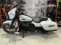 2025 Harley-davidson FLHX STREET GLIDE (117) White Onyx Pearl