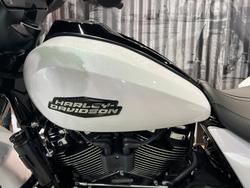 2025 Harley-davidson FLHX STREET GLIDE (117) White Onyx Pearl