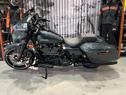 2025 Harley-davidson FLHX STREET GLIDE (117) Iron Horse Metallic
