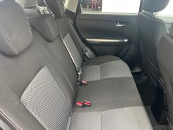 2023 Suzuki Vitara (No Badge)