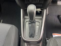 2023 Suzuki Vitara (No Badge)