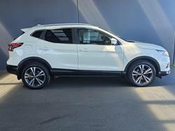 2017 Nissan QASHQAI ST-L