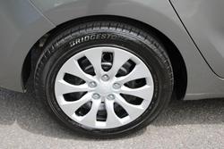 2017 Kia Rondo S RP MY18 Titanium Silver