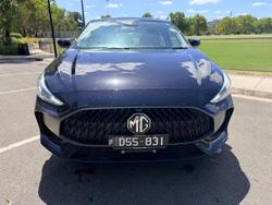 2025 MG MG5 Essence MY25 Black Pearl