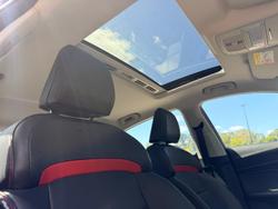 2025 MG MG5 Essence MY25 Black Pearl