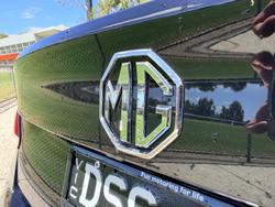 2025 MG MG5 Essence MY25 Black Pearl