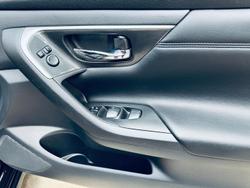 2015 Nissan Altima ST L33 Ebony