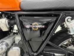 2021 Royal Enfield INTERCEPTOR 650 CLASSIC Orange